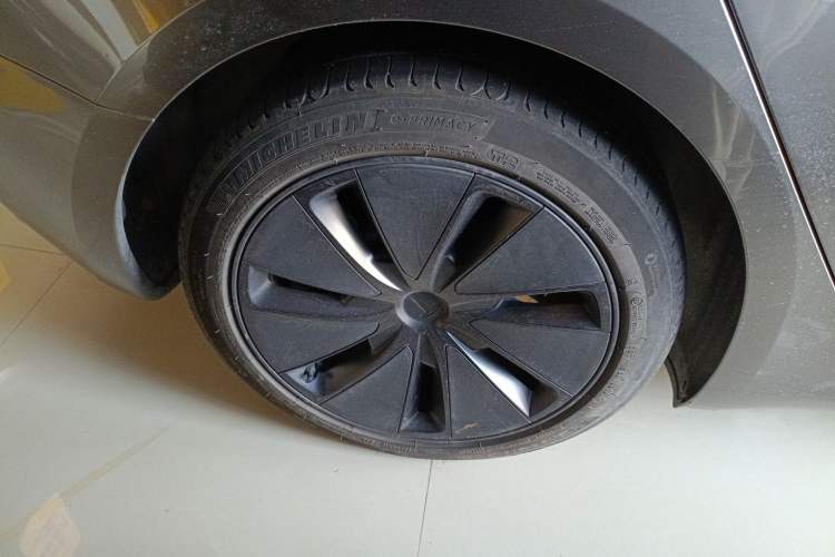 Used Tesla Model 3 2023 Rear-Wheel-Drive Version