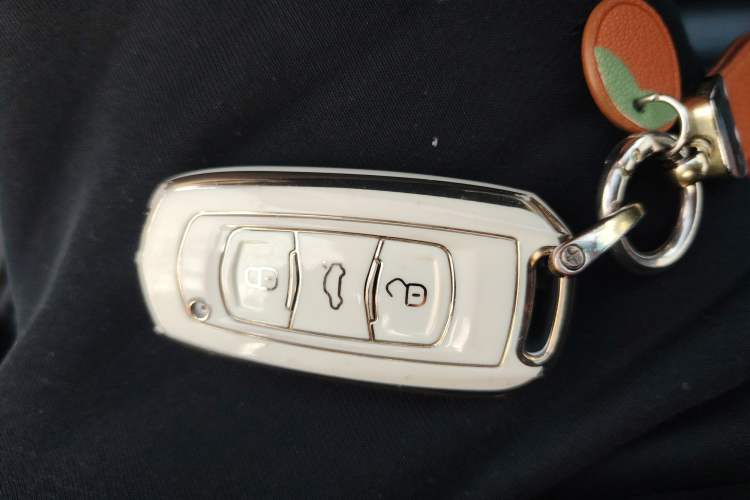 Used Geely Auto Emgrand 2017 Sedan Million Edition 1.5L CVT Upward Version