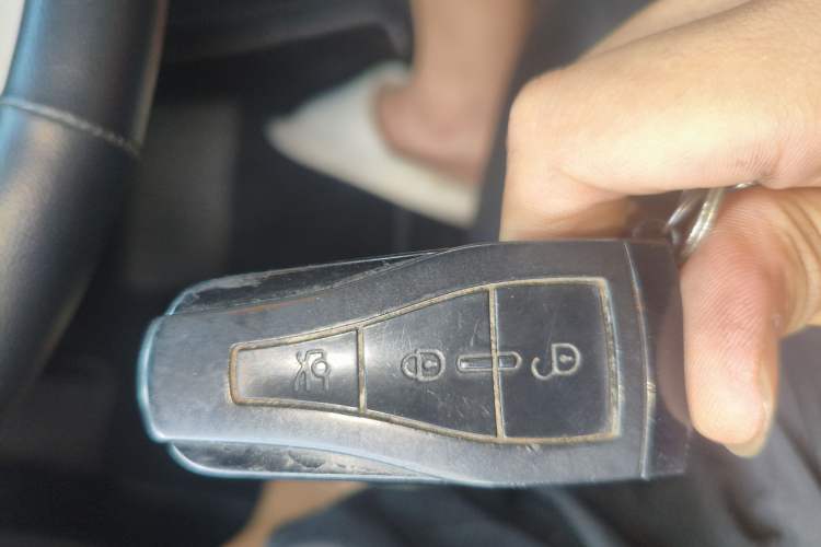 Used MG 6 2010 Hatchback 1.8L Automatic New Year Edition
