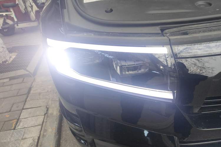 Used Formula Leopard Leopard 8 2025 Smart & Brave Flagship Edition 6 Seats
