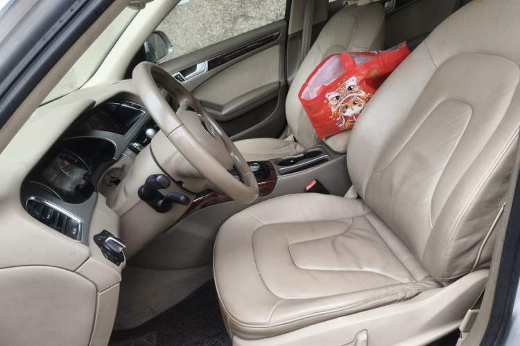 Used Audi A4L 2011 2.0 TFSI Technology Edition