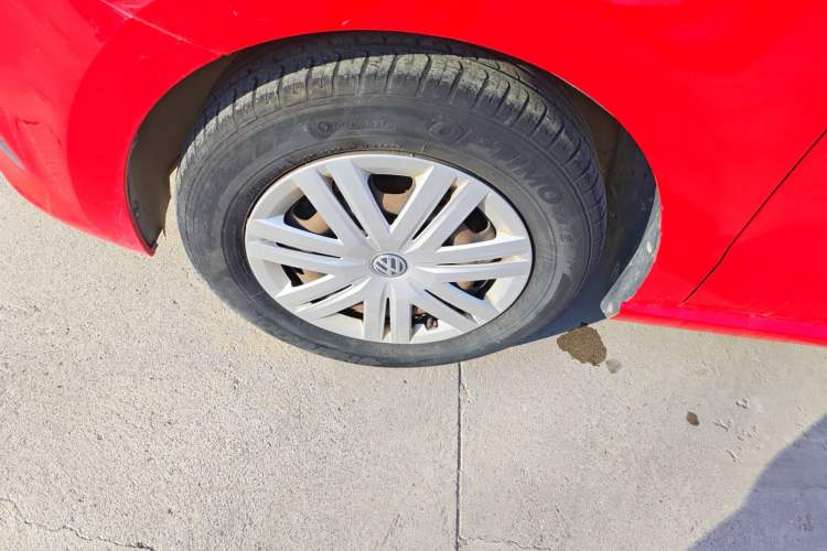 Used Volkswagen Polo 2016 1.4L Manual Fashion Model
