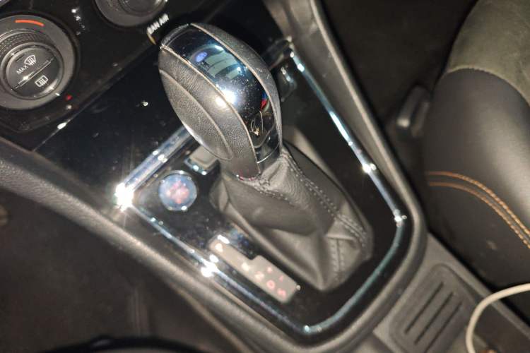 Used Volkswagen C-TREK 2018 1.5L Automatic Luxury Edition