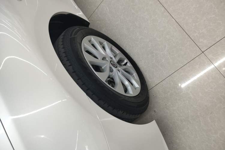 Used Nissan Sylphy 2021 Classic 1.6XL CVT Luxury Edition Left Front Wheel Hub