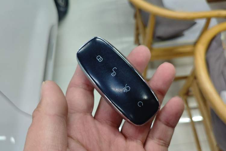 Used Denza D9 2022 DM-i 970 Four-Wheel Drive Flagship Model