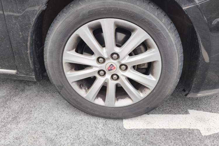 Used Roewe 950 2012 2.4L Luxury Edition
