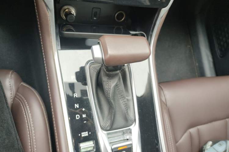 Used CHANGAN CS75 2018 280T Automatic Smart Edition China V-standard