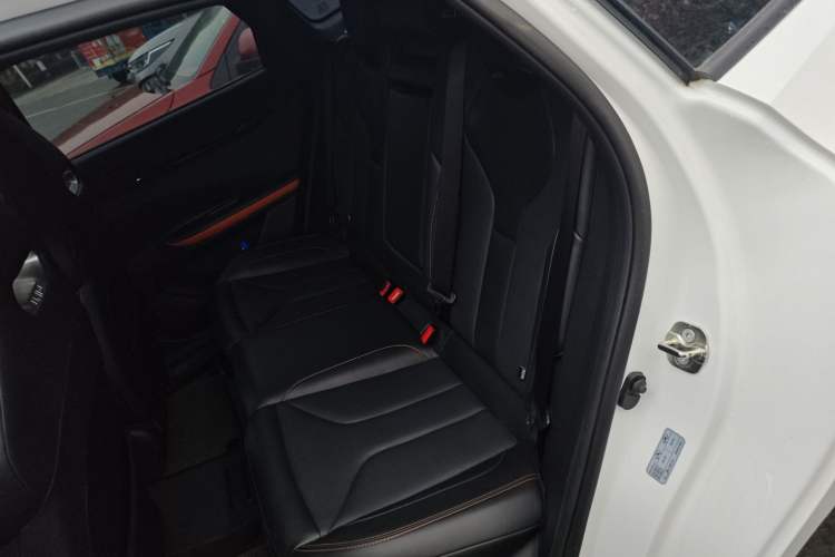 Used CHANGAN UNI-V 2023 1.5T Prestige Model
