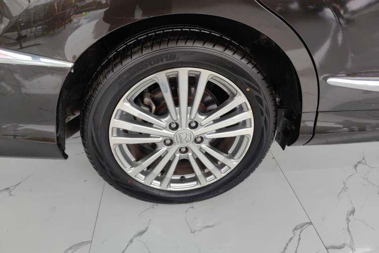 Used Honda Elysion 2016 2.4L Comfort Edition
