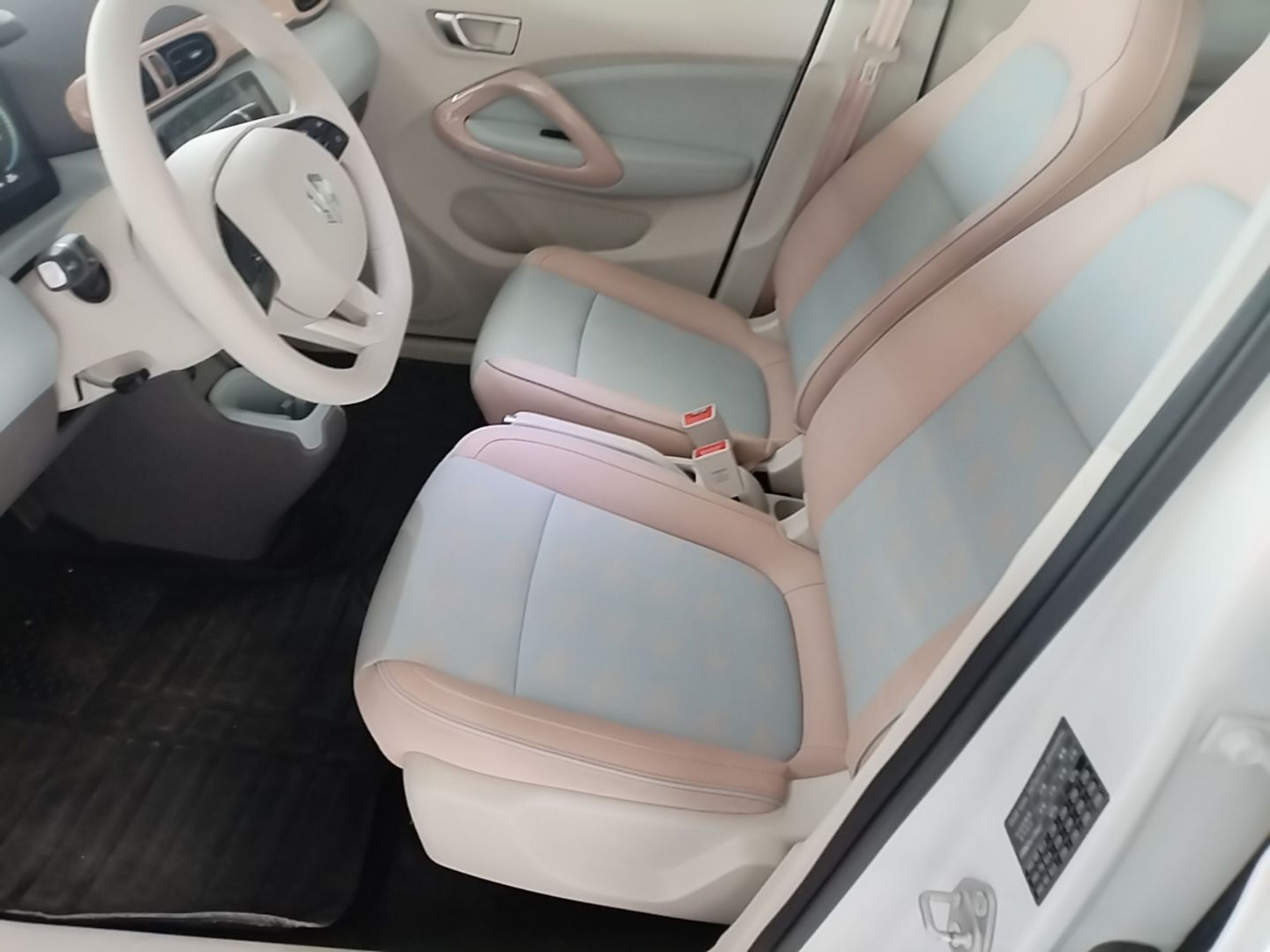 Vordere Reihe im Auto