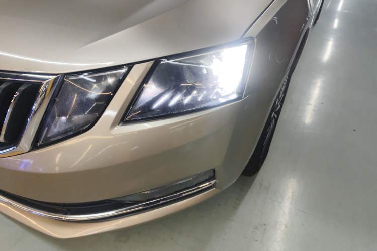 Used Skoda Octavia 2019 TSI230 DSG SmartDrive Luxury Edition China VI
