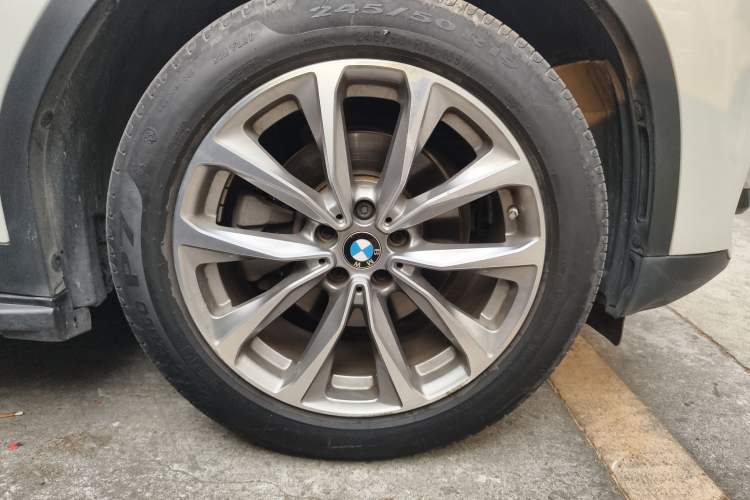 Used BMW X3 2021 Facelift xDrive25i Luxury Package Right Front Wheel Hub
