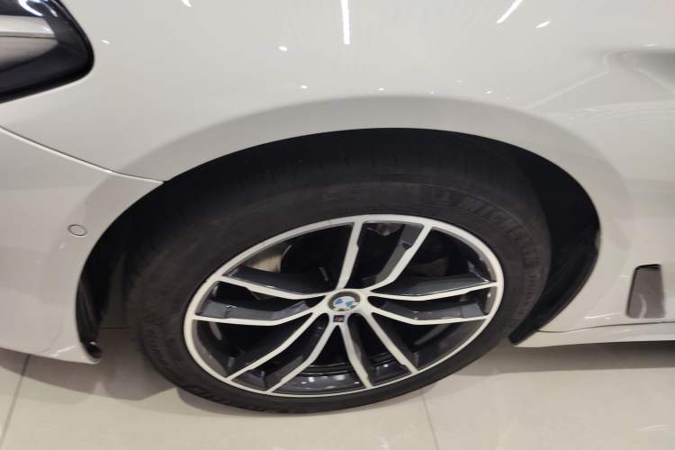 Used BMW 5 Series (Import) 2021 525i M Sport Package