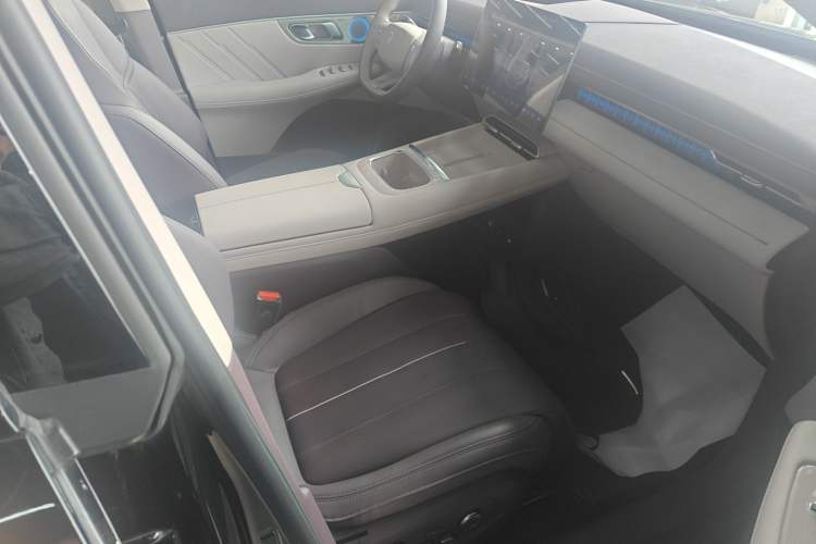 Used Deepal S07 2026 230Ultra with Huawei Qiankun ADS SE Edition
