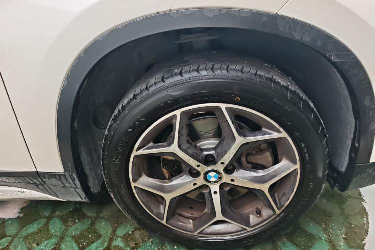 Used BMW X1 2019 xDrive20Li Luxury Edition Right Front Wheel Hub