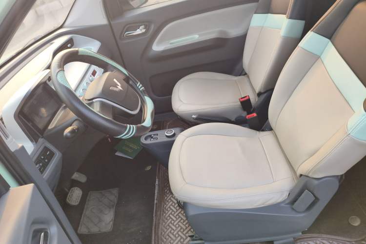 Used Wuling Hongguang MINIEV 2022 Macaron Premium Model – Lithium Iron Phosphate