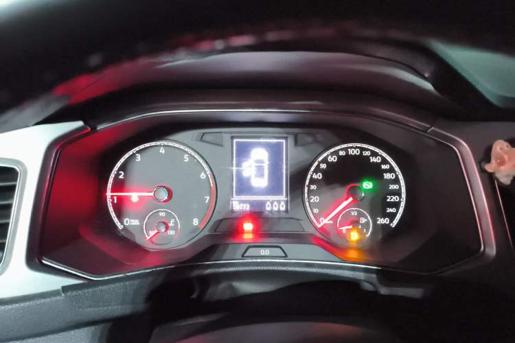 Used Volkswagen T-ROC 2020 230TSI DSG Two-Wheel Drive Advanced Version