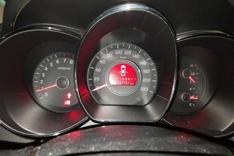 Used Kia K2 2012 Sedan 1.4L AT TOP Anniversary Edition