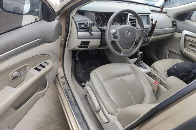 Used Dongfeng Aeolus A60 2014 1.6L Automatic Prestige Model Driver Seat