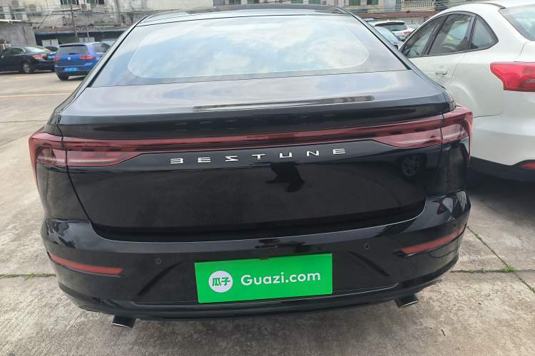 Used Bestune B70 2023 Third Generation 1.5T Automatic Enjoyment Version 70th Anniversary Edition Rear