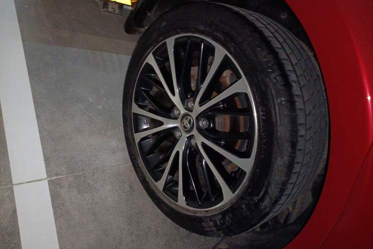 Used Toyota Camry 2018 2.0S FENGSHANG Edition Exterior 5