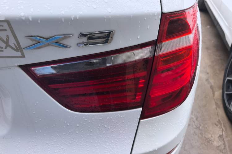 Used BMW X3 2014 xDrive20i Leading Model Right Rear Taillight