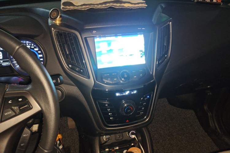 Used CHANGAN CS35 2017 1.6L Automatic Luxury Model