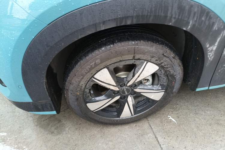 Used BYD Sealion 05 EV 2025 430 km Smart Cruise Version Left Front Wheel Hub