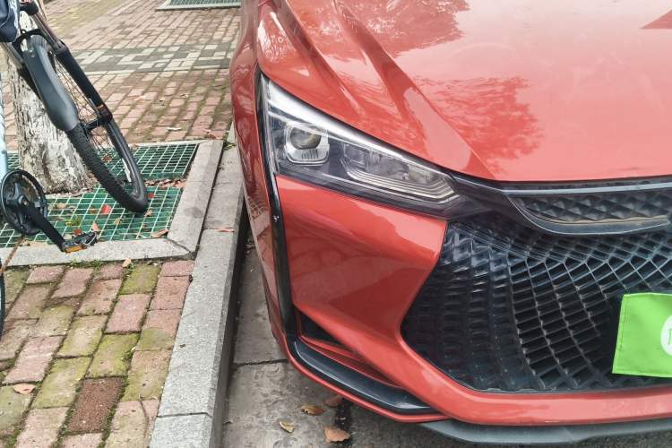 Used Dongfeng Aeolus Yixuan 2021 230T Automatic Zuiying Knight Edition Right Front Headlight