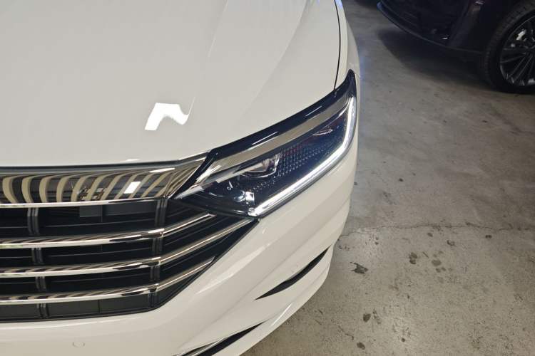 Used Volkswagen Sagitar 2021 280TSI DSG Luxury Smart Connectivity Edition Left Front Headlight