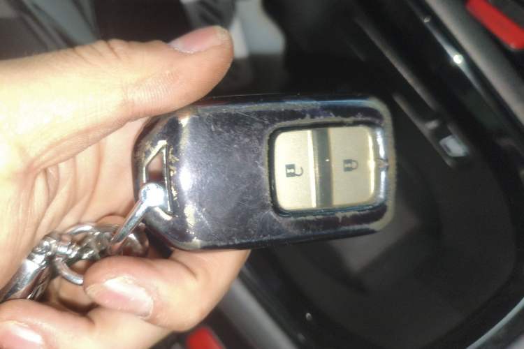 Used Honda Vezel 2017 1.5L CVT 2WD Comfort Model