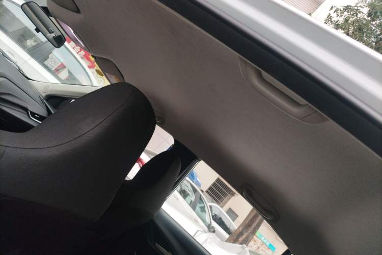 Used Chevrolet Cavalier 2022 325T Automatic Enjoyment Edition Headliner