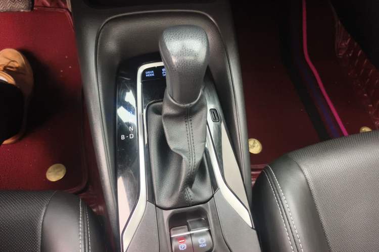 Used Toyota Corolla 2021 Dual-Motor 1.8L E-CVT Elite Edition
