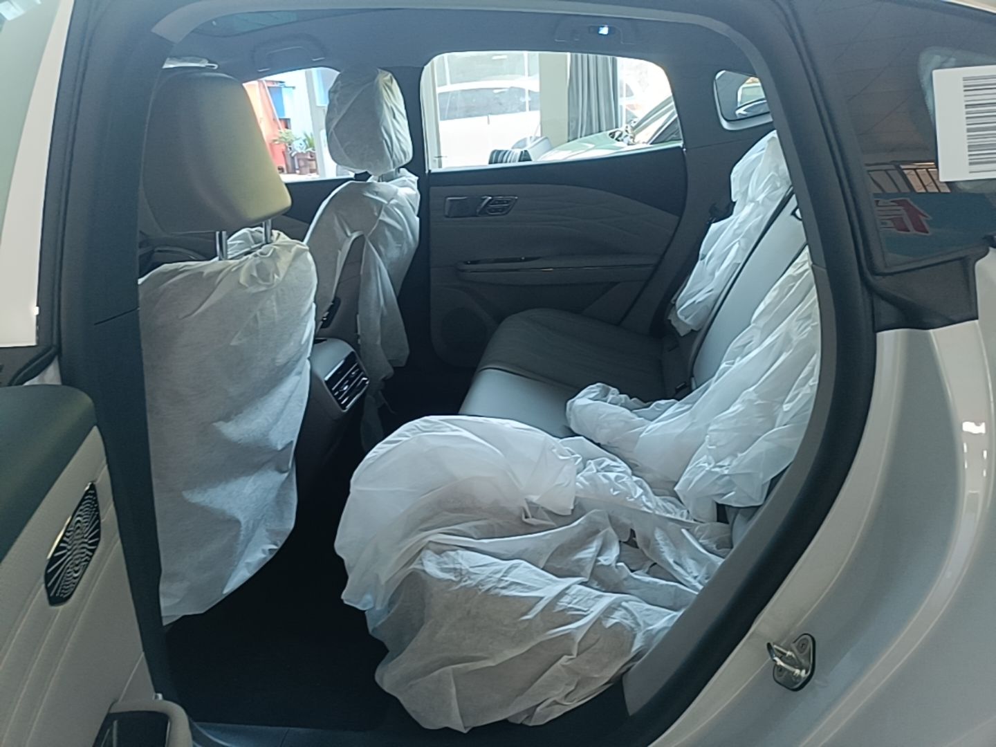 Geely Galaxy 8 2025 60km EM-i Luxury Edition - Luxury Enjoyment — снимка 20