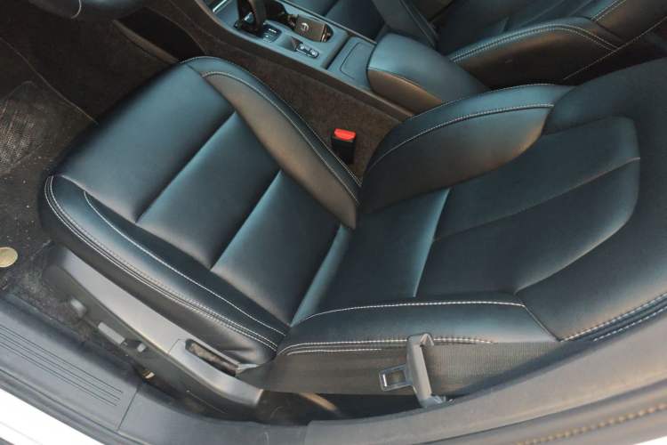 Used Volvo XC40 2022 T4 Four-Wheel Drive Smart & Stylish Edition