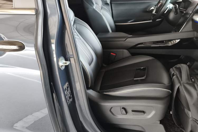 Used Hyundai Custo 2021 380TGDi Smart Love Flagship Edition TOP Premium Right Front Seat