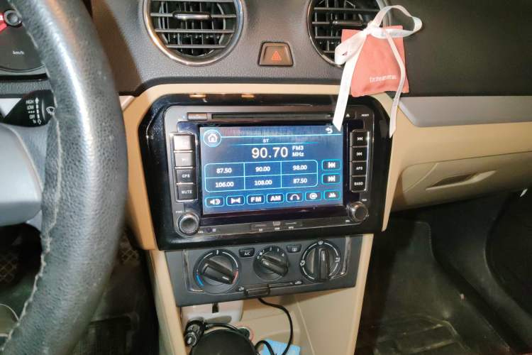 Used Volkswagen Jetta 2013 1.6L Manual Comfort Model
