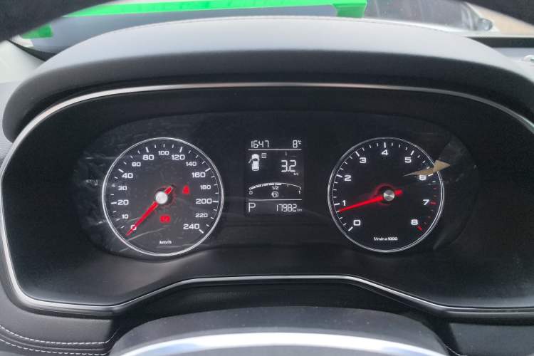 Used Roewe RX8 2019 30T Two-Wheel Drive Supreme Flagship Edition
