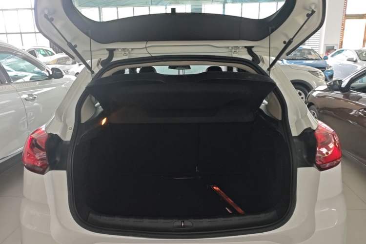Used Citroen C3-XR 2017 1.6L Automatic Pioneer Model Trunk