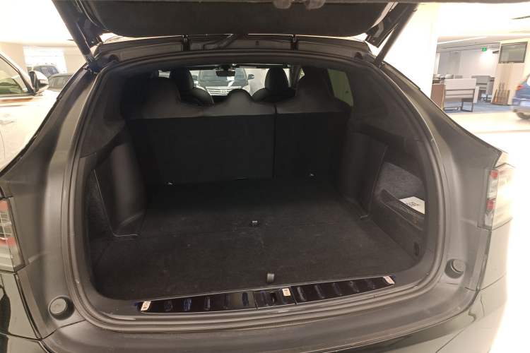 Used Tesla Model X 2023 Dual-Motor All-Wheel-Drive Version
