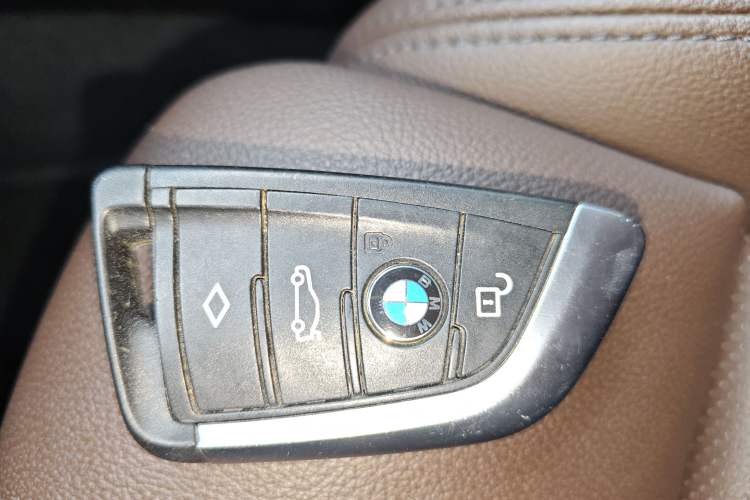 Used BMW iX3 2022 Leading Type
