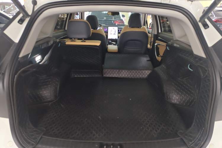 Used Geely Auto FX11 2023 1.5TD DCT Prestige Edition
