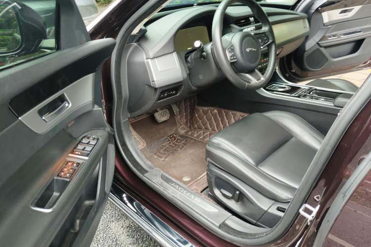 Used Jaguar XFL 2020 XFL 2.0T P200 Two-Wheel-Drive Elite Edition Driver Seat