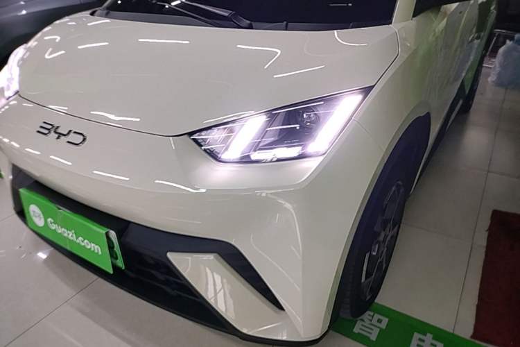 Used BYD Seagull 2025 305 km Free Version Left Front Headlight