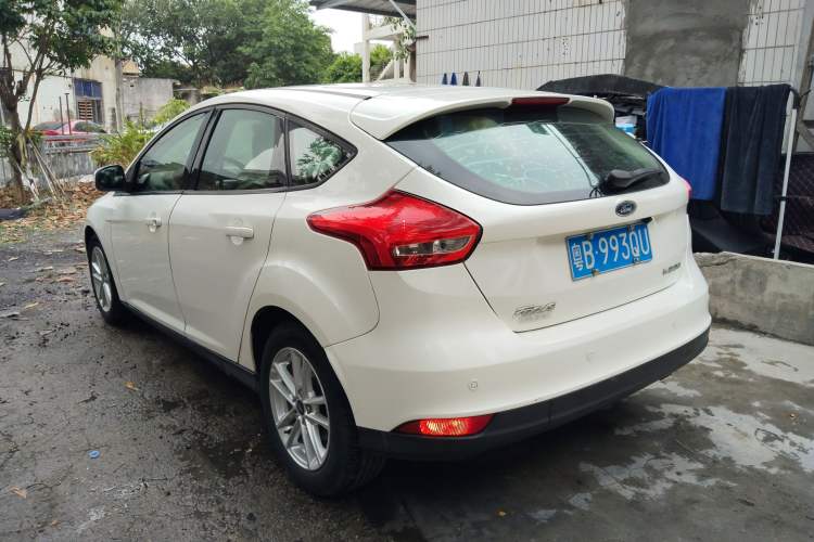 Used Ford Focus 2015 Hatchback 1.6L Automatic Fashion Edition