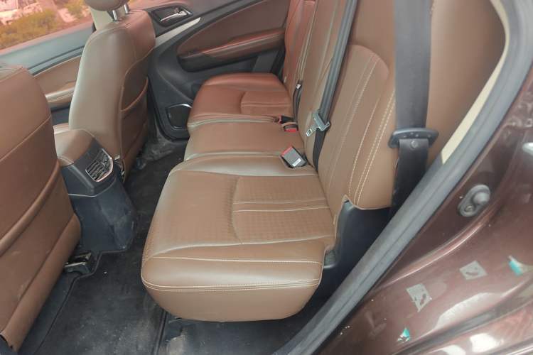 Used BYD S7 2016 1.5T Manual Luxury Edition Left Rear Seat