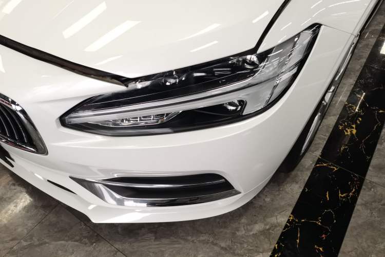 Used Volvo S90 2020 T5 Zhiyi Luxury Edition
