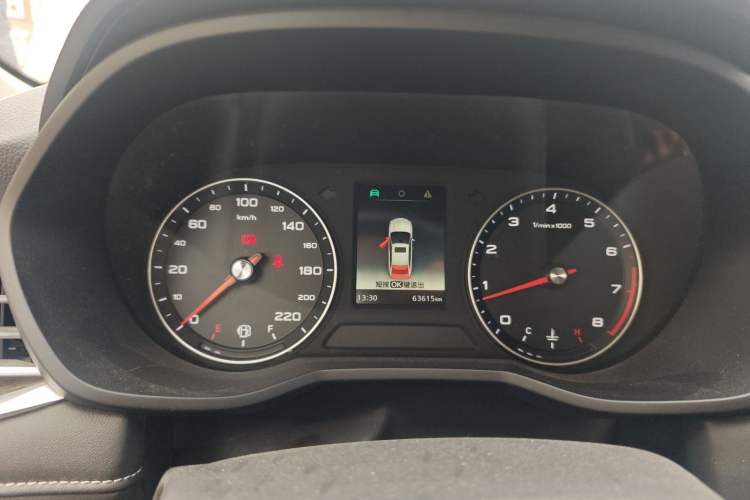 Used Roewe i5 2020 1.5L Manual 4G Connect Leehao Flagship Edition