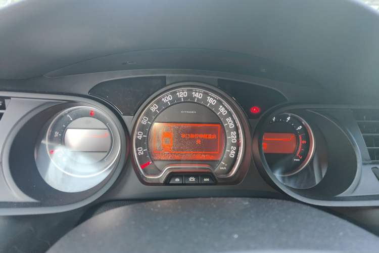 Used Citroen C5 2013 2.3L Automatic Zunyu Model