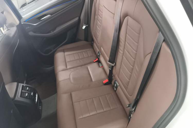 Used BMW X3 2020 xDrive28i Luxury Package Left Rear Seat